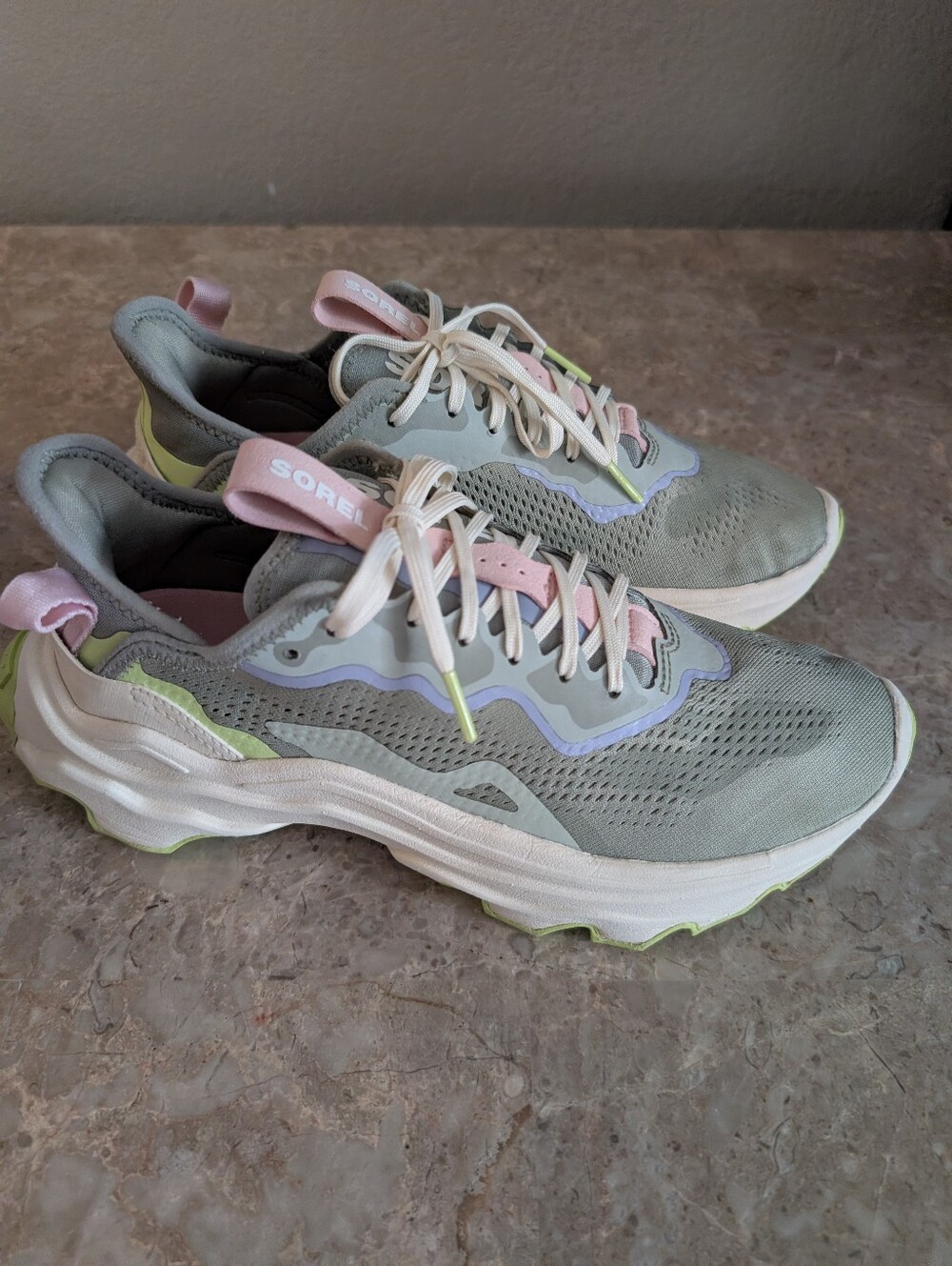 Sorel Kinetic Breakthru Day Running Shoes  "Light Green -Off White" Women Size 9